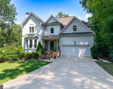 4260 Beverly Lane Ne - Photo Thumbnail 29