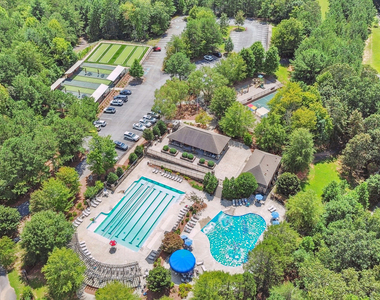 424 S Sanderlin Mtn Drive - Photo Thumbnail 31