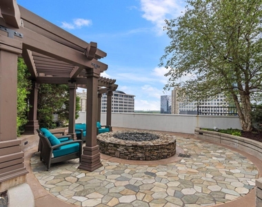 3324 Peachtree Road Ne - Photo Thumbnail 32