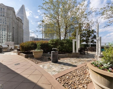 3324 Peachtree Road Ne - Photo Thumbnail 8