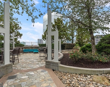 3324 Peachtree Road Ne - Photo Thumbnail 34
