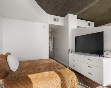 3324 Peachtree Road Ne - Photo Thumbnail 51
