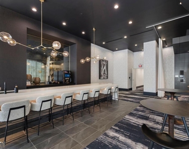 3324 Peachtree Road Ne - Photo Thumbnail 17