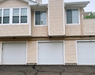 15 Crossfield Court - Photo Thumbnail 13