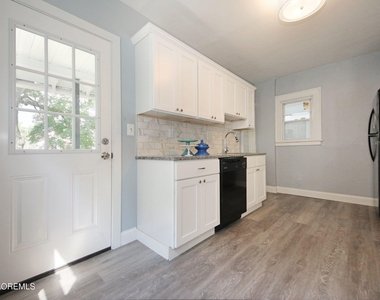 183 Ridge Avenue - Photo Thumbnail 12
