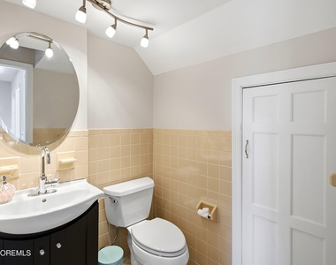 26 Philadelphia Avenue - Photo Thumbnail 17