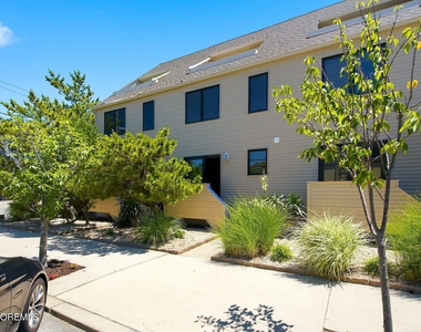 26 Philadelphia Avenue - Photo Thumbnail 21