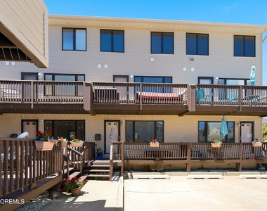 26 Philadelphia Avenue - Photo Thumbnail 3