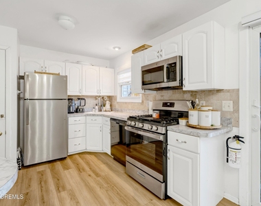 1121 Darlene Avenue - Photo Thumbnail 7