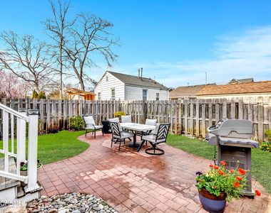 1814 Briarwood Terrace - Photo Thumbnail 25