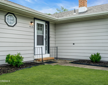 510 Jamaica Boulevard - Photo Thumbnail 4