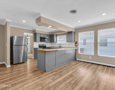 510 Jamaica Boulevard - Photo Thumbnail 12
