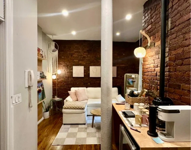 57 Thompson Street - Photo Thumbnail 1