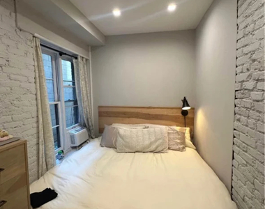 57 Thompson Street - Photo Thumbnail 4