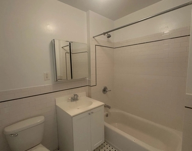 West 56 Street - Photo Thumbnail 2