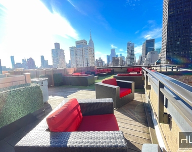 East 39th Street - Photo Thumbnail 9