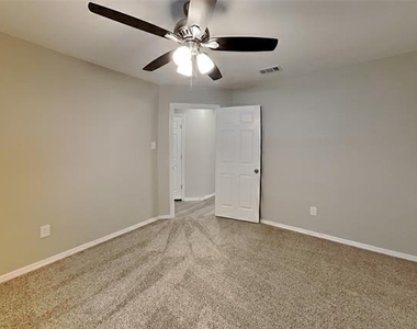 821 Willow Court - Photo Thumbnail 13