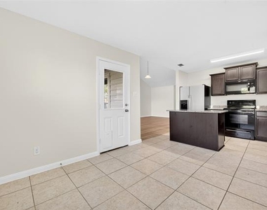 3115 Elam Drive - Photo Thumbnail 32