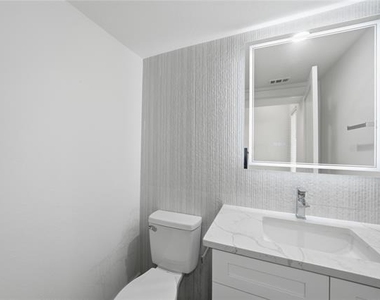 7207 Mohawk Drive - Photo Thumbnail 7