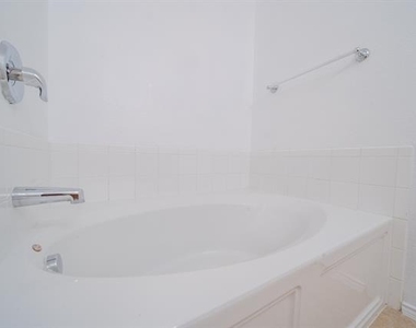 2037 Cedar Trail - Photo Thumbnail 27