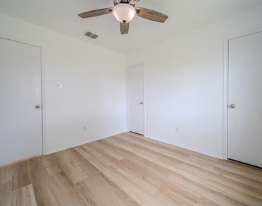2037 Cedar Trail - Photo Thumbnail 20