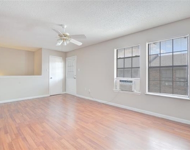 1912 Bernice Street - Photo Thumbnail 3