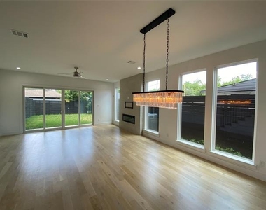 805 S Glasgow - Photo Thumbnail 6