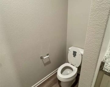 408 Zimmet Drive - Photo Thumbnail 23