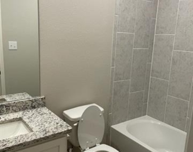 408 Zimmet Drive - Photo Thumbnail 10