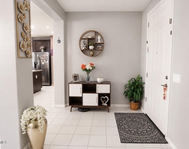 9659 W Cashman Drive - Photo Thumbnail 7