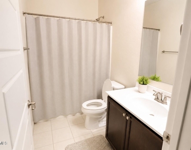 9659 W Cashman Drive - Photo Thumbnail 23