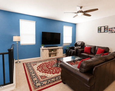 9659 W Cashman Drive - Photo Thumbnail 16
