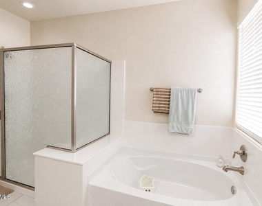9659 W Cashman Drive - Photo Thumbnail 25