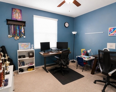 9659 W Cashman Drive - Photo Thumbnail 30