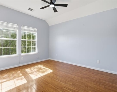 2114 Rustic Ridge Drive - Photo Thumbnail 22