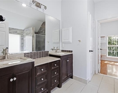 2114 Rustic Ridge Drive - Photo Thumbnail 36