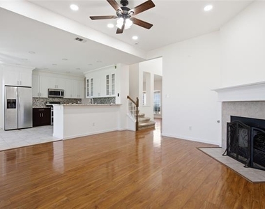 2114 Rustic Ridge Drive - Photo Thumbnail 9