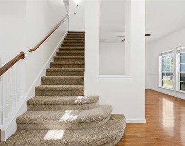 2114 Rustic Ridge Drive - Photo Thumbnail 20