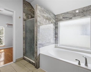 2114 Rustic Ridge Drive - Photo Thumbnail 37