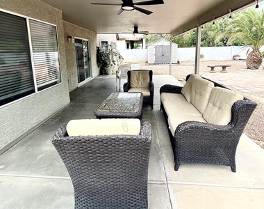7709 W Wood Lane - Photo Thumbnail 5