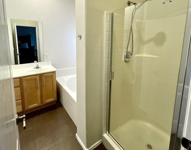 7709 W Wood Lane - Photo Thumbnail 15