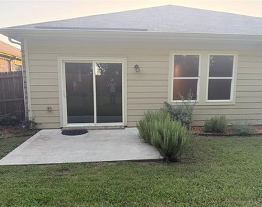 2621 Silver Leaf Lane - Photo Thumbnail 22