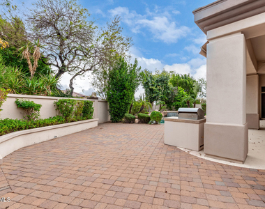 8317 E Feathersong Lane - Photo Thumbnail 16