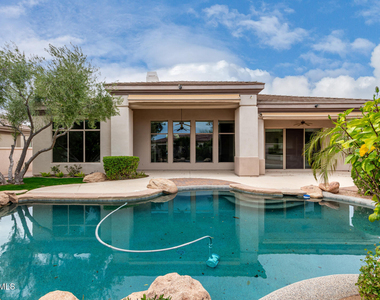 8317 E Feathersong Lane - Photo Thumbnail 3