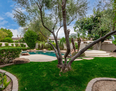 8317 E Feathersong Lane - Photo Thumbnail 4