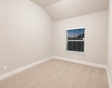 6108 Shasta Creek Road - Photo Thumbnail 9