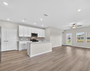 1402 Bridgestone Drive - Photo Thumbnail 1