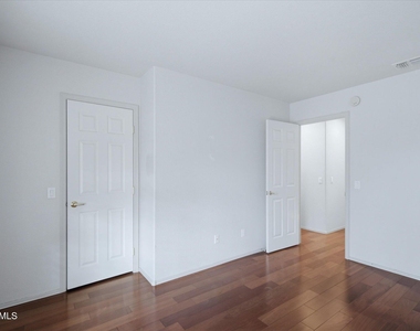 15251 W Verde Lane - Photo Thumbnail 14