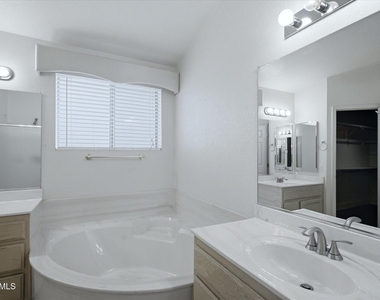 15251 W Verde Lane - Photo Thumbnail 15