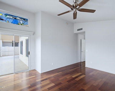 15251 W Verde Lane - Photo Thumbnail 18